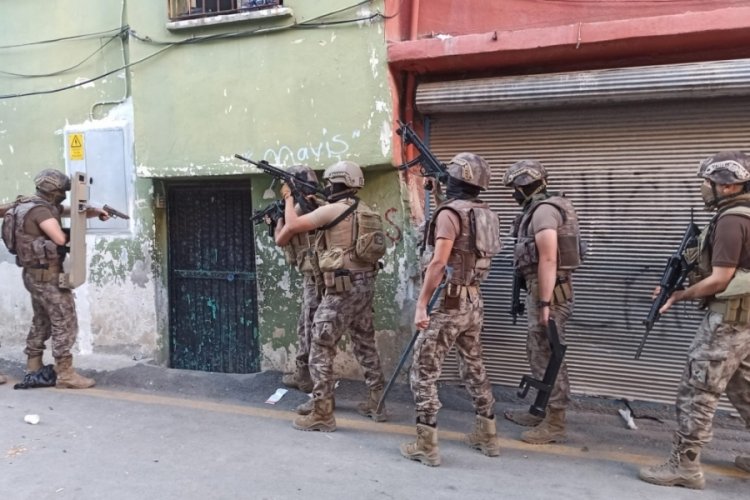 Mersin'de DEAŞ operasyonunda 3 kişi tutuklandı