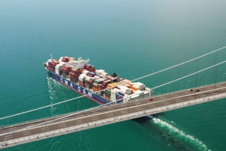 Ulaştırma ve Altyapı Bakanlığı: Boğazdan taşınan y&uuml;k miktarında artış yaşandı