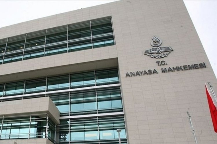 Se&ccedil;im Kanunu iptal istemine AYM'den ret