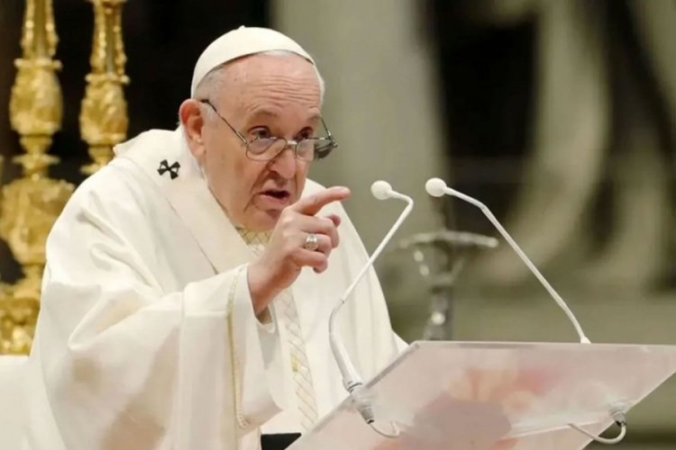Papa Franciscus'tan &ccedil;arpıcı yorum: Bu bir d&uuml;nya savaşıdır