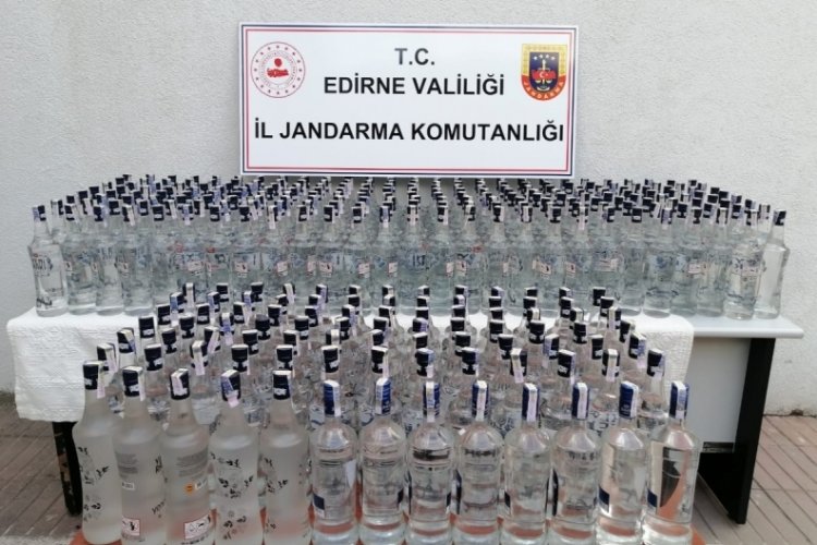 Edirne'de 307 litre ka&ccedil;ak i&ccedil;ki ele ge&ccedil;irildi