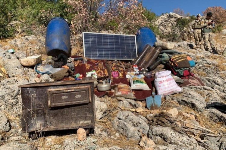 Adıyaman'da ter&ouml;ristlere ait yaşam malzemesi bulundu