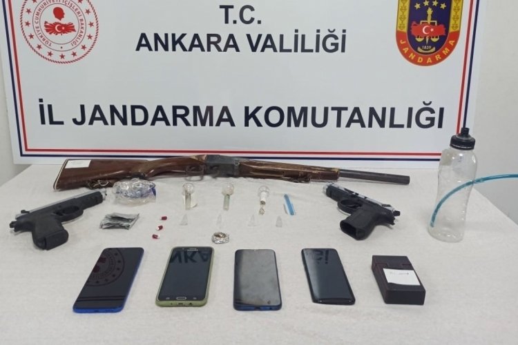 Başkentte zehir tacirlerine darbe: 6 g&ouml;zaltı