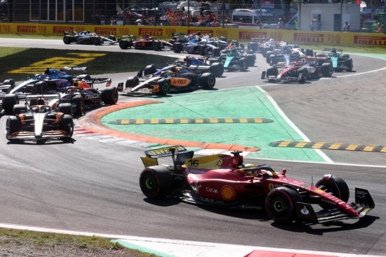 Formula 1'de Singapur Grand Prix'i yapılacak