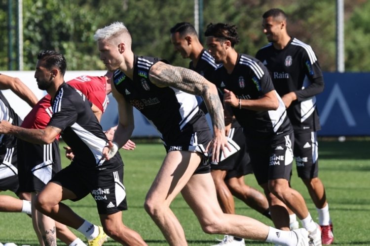 Beşiktaş, Fenerbah&ccedil;e ma&ccedil;ı hazırlıklarına devam ediyor