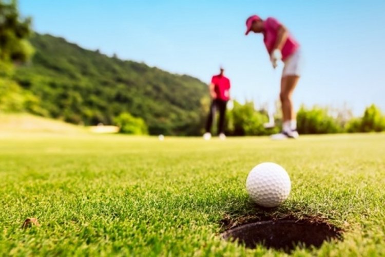 Milli golf&ccedil;&uuml; Ali Berk Berker, UGPM Tour'da birinci oldu