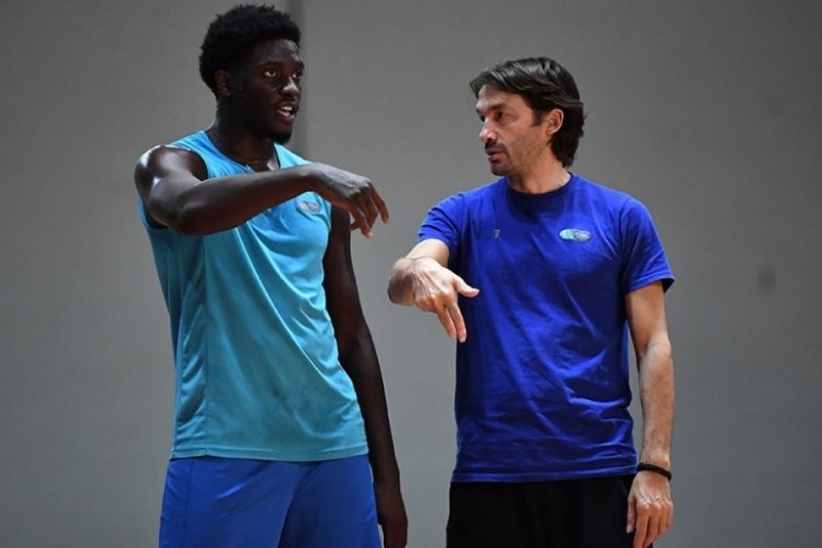 TOFAŞ Basketbol takımı İspanya yolcusu