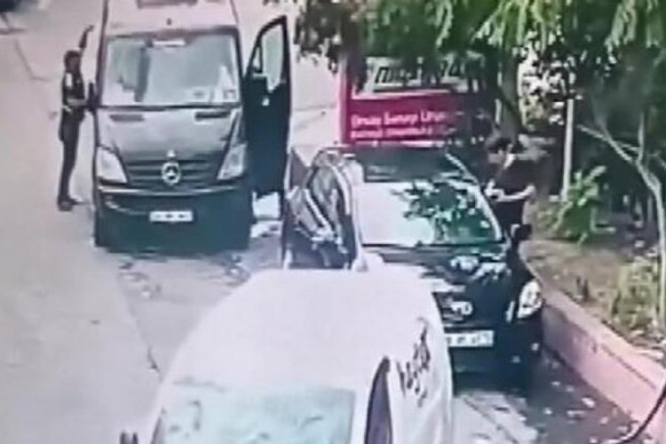 İstanbul'da aracını silen s&uuml;r&uuml;c&uuml;n&uuml;n telefonu &ccedil;alındı