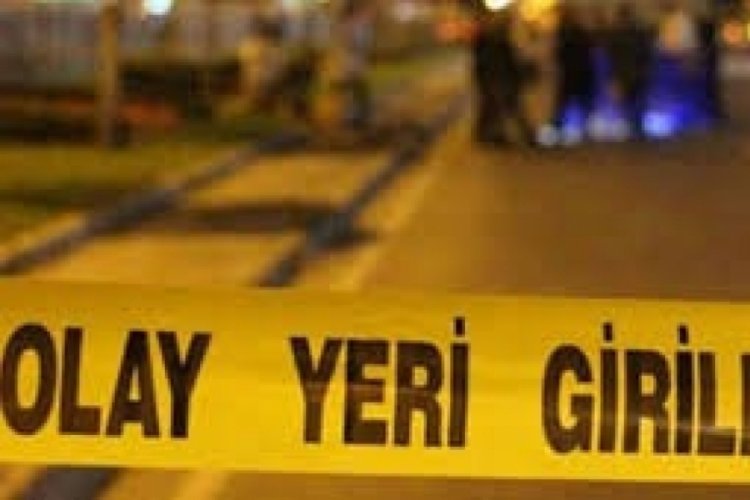 Antalya'da şarampole devrilen kamyonetin s&uuml;r&uuml;c&uuml;s&uuml; hayatını kaybetti