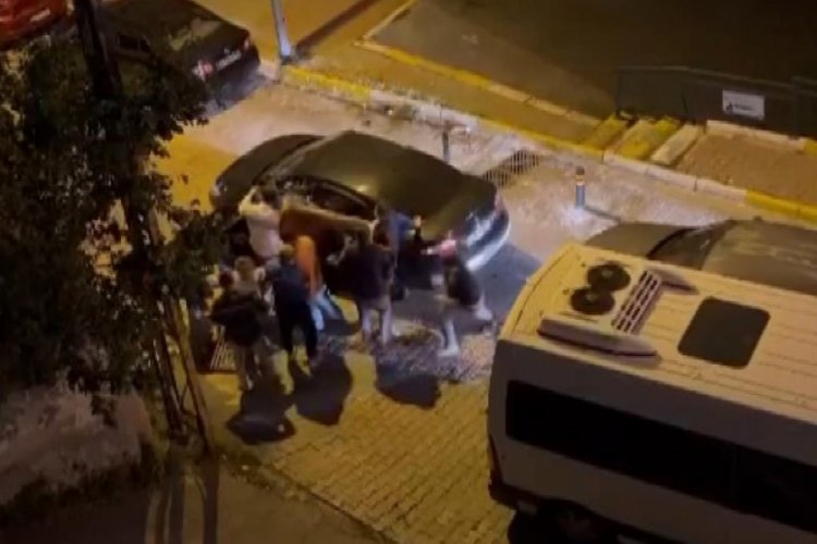 İstanbul'da 7 kişi, tartıştıkları s&uuml;r&uuml;c&uuml;ye saldırdı