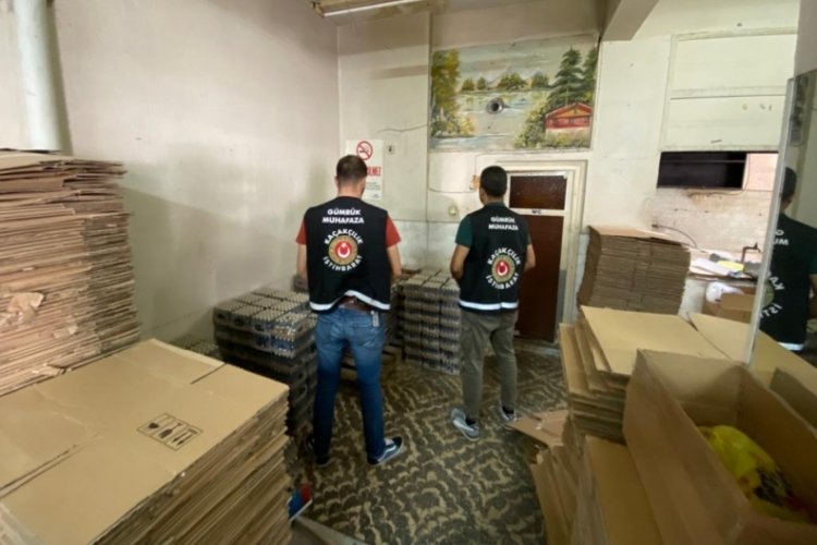 İzmir'de 800 litre sahte etil alkol ele ge&ccedil;irildi