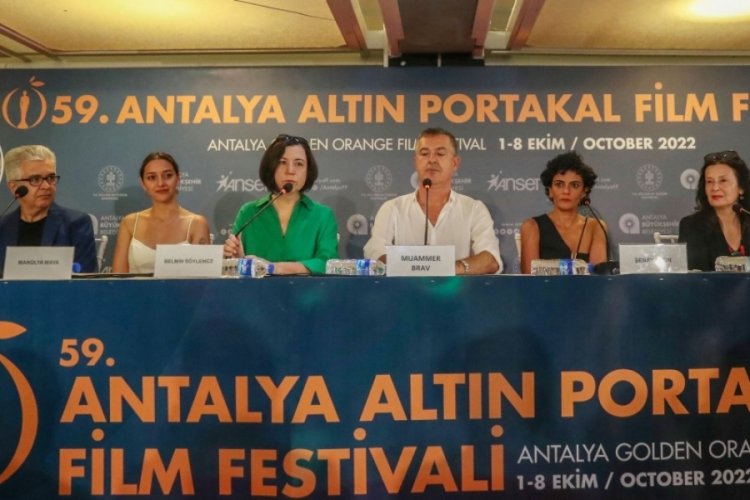 Rejisinde yer aldığı filmin &ccedil;ekimine 1 hafta kala oyuncusu oldu