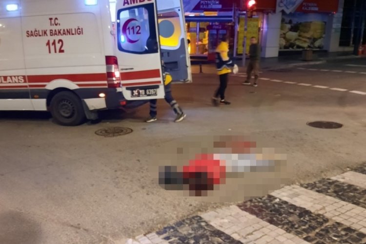 İstanbul'da hafriyat kamyonunun &ccedil;arptığı kadın hayatını kaybetti