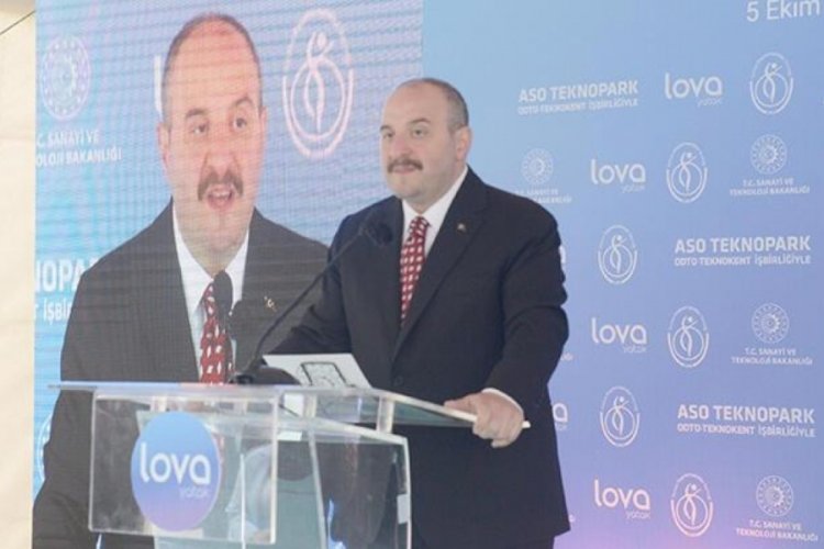 Bakan Varank: İhracatımızın y&uuml;zde 95'ini sanayi &uuml;r&uuml;nleri oluşturuyor