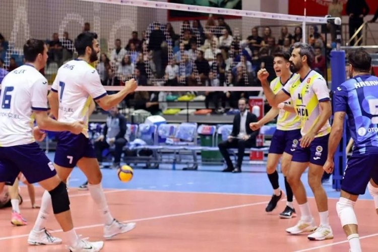 Bursa B&uuml;y&uuml;kşehir Belediyespor: 2 - Fenerbah&ccedil;e HDI Sigorta: 3