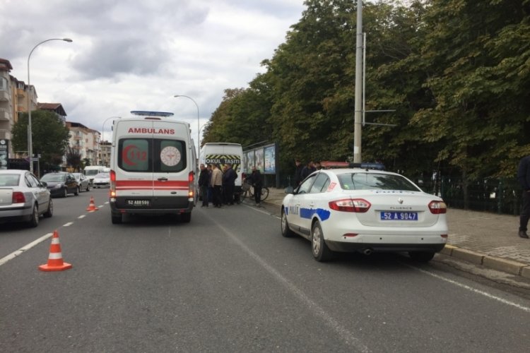 Ordu'da motosiklet ile otomobil &ccedil;arpıştı: 1 yaralı
