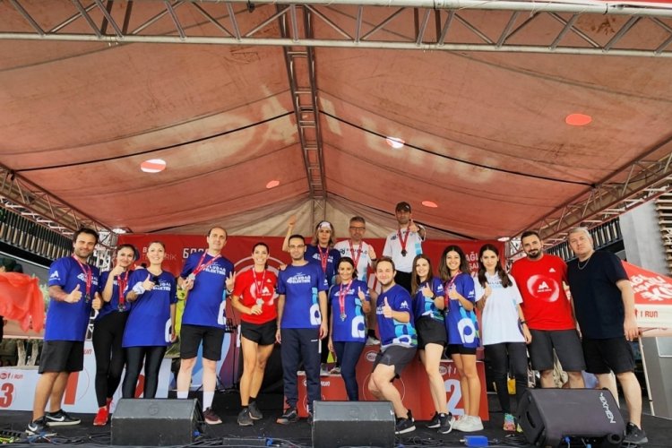 Uludağ Elektrik, Eker I Run'da iyilik peşinde koştu