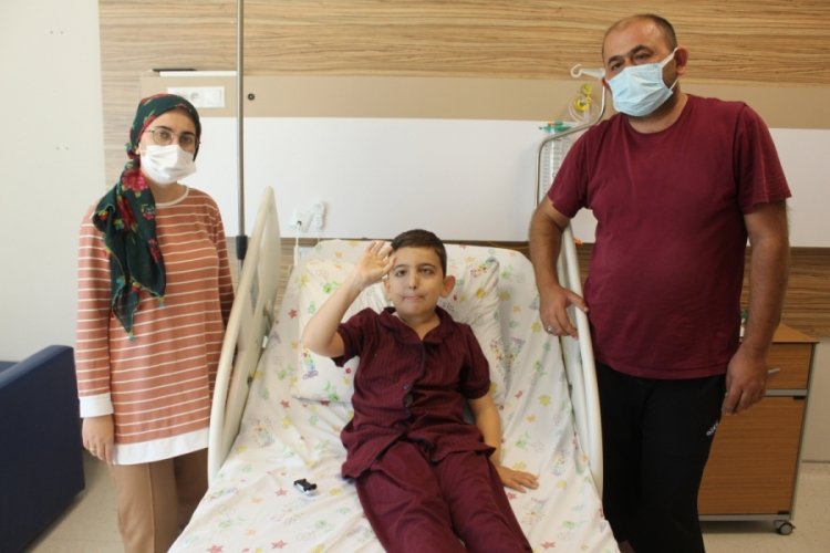Joubert Sendrom tanılı Berkay, b&ouml;brek nakliyle yaşama tutundu