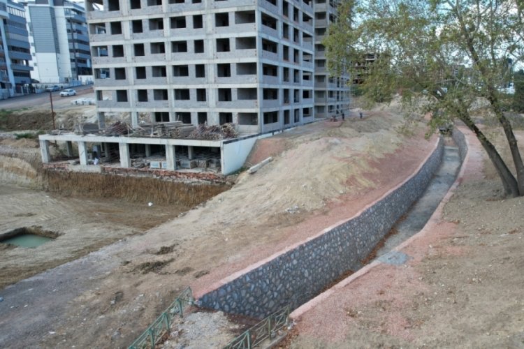 Bursa'da ıslah &ccedil;alışmaları ile taşkınların &ouml;n&uuml;ne ge&ccedil;mek hedefleniyor