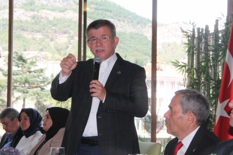 Davutoğlu, 6'lı masanın cumhurbaşkanı adayı ile ilgili a&ccedil;ıklamalarda bulundu