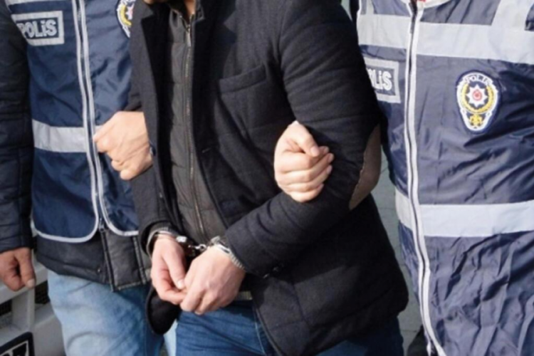 İzmir'deki tefeci operasyonunda yeni detaylar ortaya &ccedil;ıktı