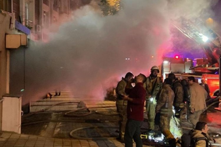 12 katlı binada korkutan yangın!