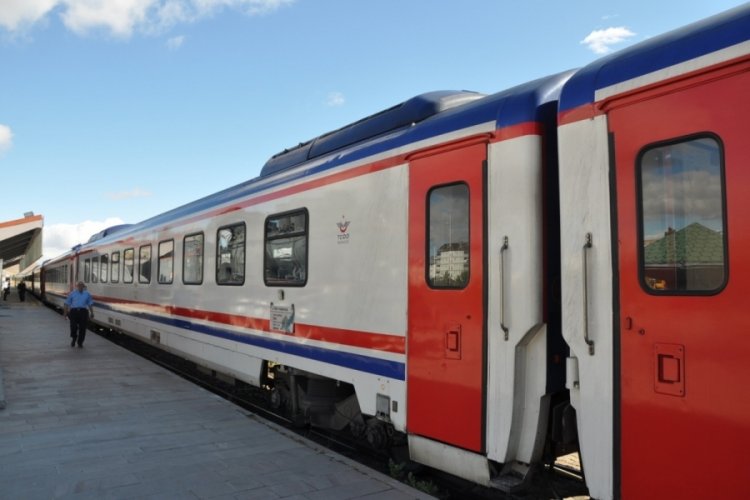 Kars'ta y&uuml;k treninin zor anları