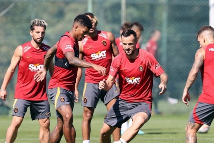 Galatasaray, Kayserispor ma&ccedil;ı hazılıklarını s&uuml;rd&uuml;r&uuml;yor
