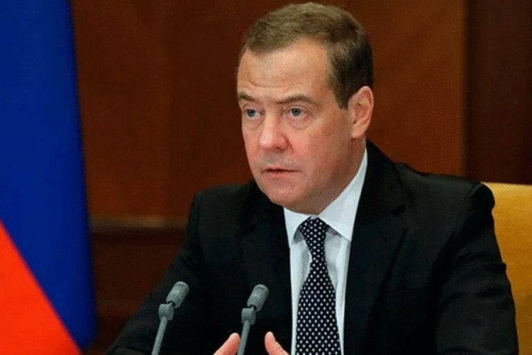 Ukrayna, Rusya'nın eski Başbakanı Medvedev'i arananlar listesine aldı