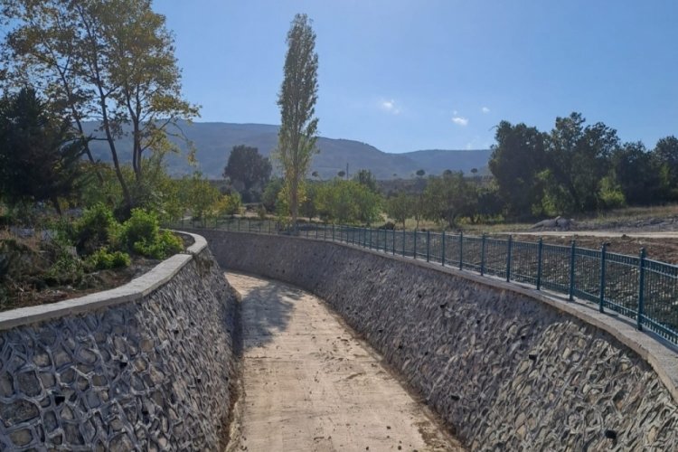 Sinop'ta risk taşıyan G&uuml;rleyik Deresi ıslah edildi