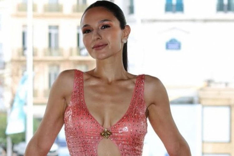 Selin Yeninci, s&uuml;tyensiz
