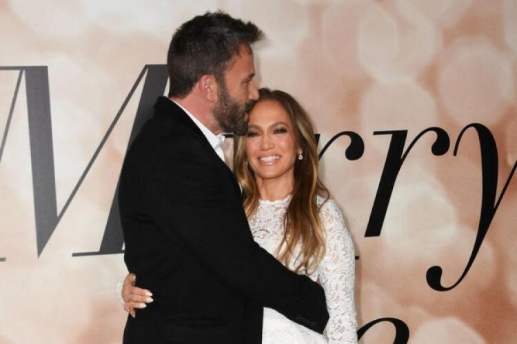 Jennifer Lopez Ben Affleck'i bir t&uuml;rl&uuml; affedemiyor