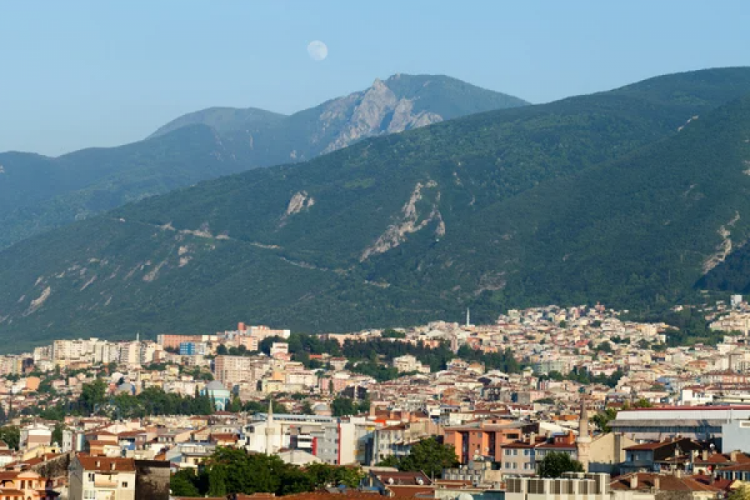 Meteoroloji'den sağanak yağış uyarısı! Bursa'da yağış var mı?