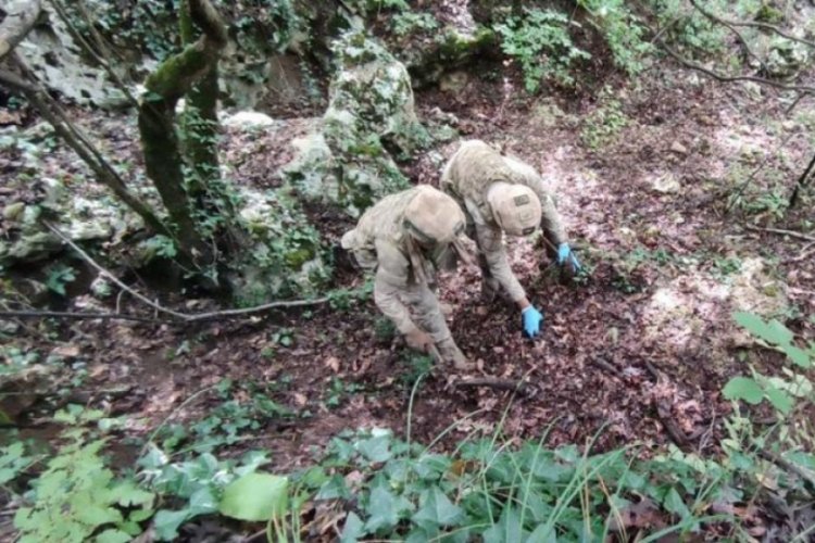 Hatay'da ter&ouml;ristlere ait 2 depo bulundu