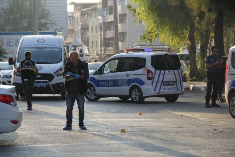 İzmir'de kreş yakınında silahlı saldırı: 1 yaralı