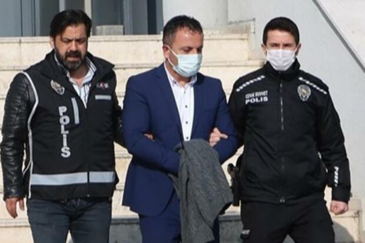 Aydın'da tarihi eser ka&ccedil;ak&ccedil;ılığından tutuklanan m&uuml;ze m&uuml;d&uuml;r&uuml;n&uuml;n cezası belli oldu