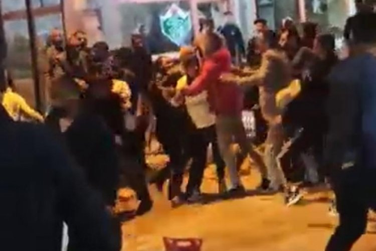 Iğdır'da sandalyeli, bı&ccedil;aklı kavgada 5 kişiye g&ouml;zaltı