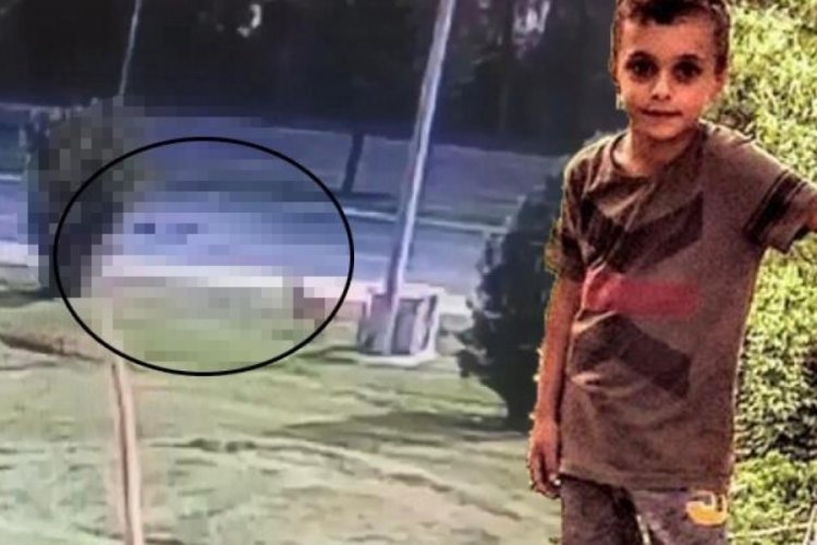 İstanbul'da k&ouml;peklerden ka&ccedil;an &ccedil;ocuğa otomobil &ccedil;arptı