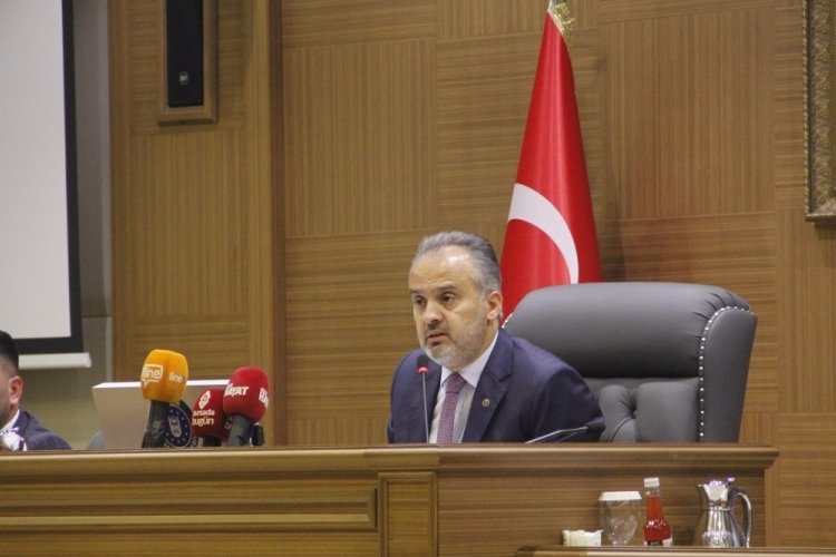 Alinur Aktaş'tan kentsel d&ouml;n&uuml;ş&uuml;m anlaşmazlıkları hakkında a&ccedil;ıklamalar