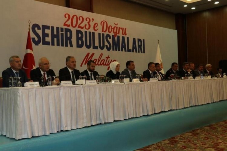 Cumhurbaşkanı Yardımcısı Oktay'dan Kılı&ccedil;daroğlu'na g&ouml;nderme