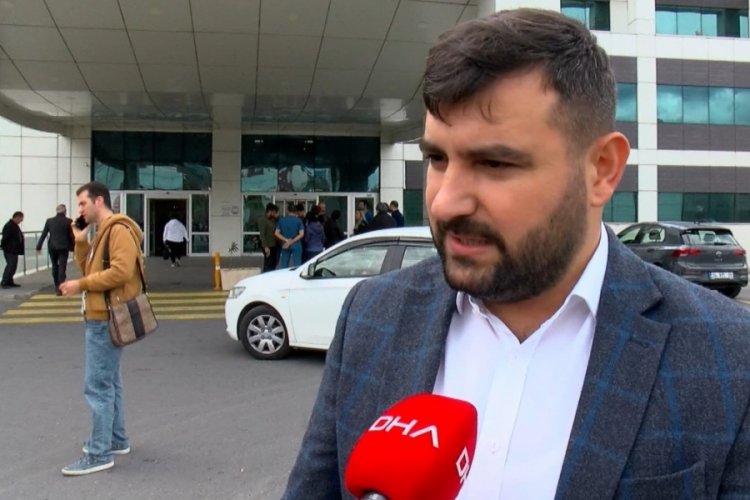 Bı&ccedil;aklanan 5 g&uuml;venlik g&ouml;revlisi i&ccedil;in hastane &ouml;n&uuml;nde basın a&ccedil;ıklaması yapıldı