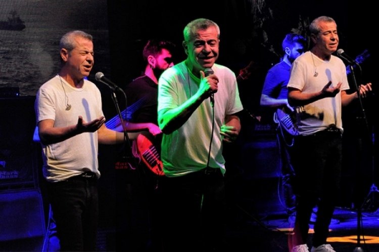 Levent Y&uuml;ksel'den Jolly Joker Bursa'da muhteşem konser