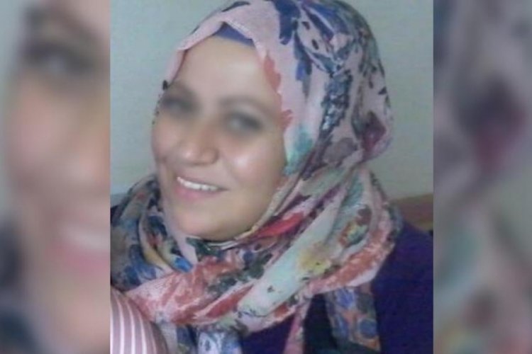 Komşusu, kadını &ccedil;ocuklarının g&ouml;zleri &ouml;n&uuml;nde &ouml;ld&uuml;rd&uuml;