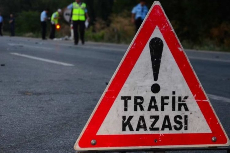 Isparta'ta &ouml;l&uuml;ml&uuml; kaza: 1 &ouml;l&uuml;, 3 yaralı
