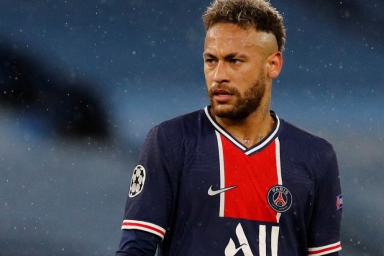 Brezilyalı futbolcu Neymar'a dava