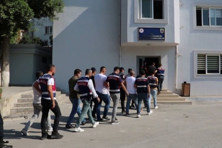 Kredi dolandırıcılarına operasyon: 12 g&ouml;zaltı
