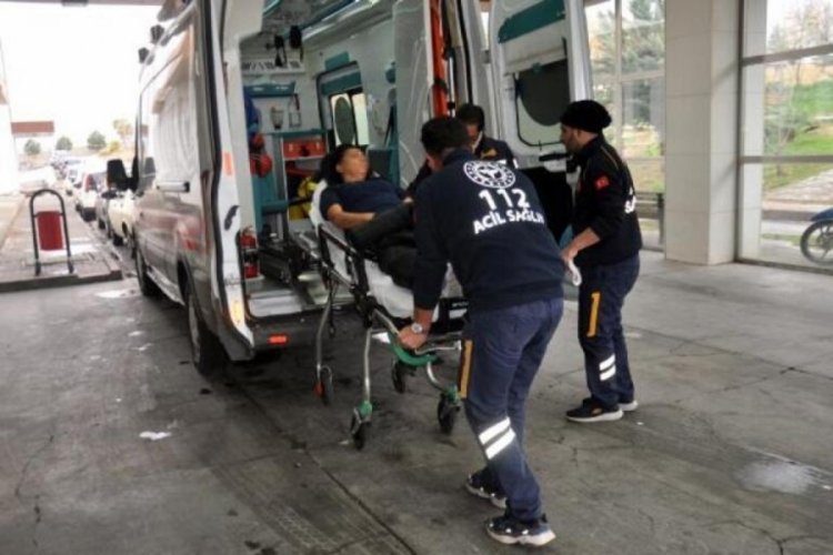 Karaman'da boşanma aşamasındaki eşini bı&ccedil;aklayarak yaraladı