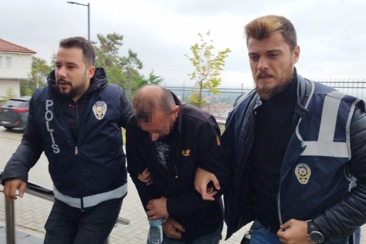 Bursa'da uyuşturucu taciri polisten ka&ccedil;amadı