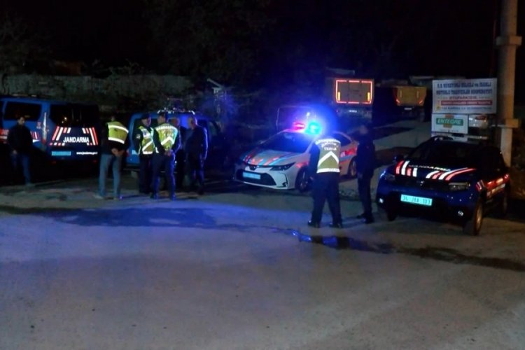 İstanbul'da taş ocağında patlatılan dinamit evlere zarar verdi