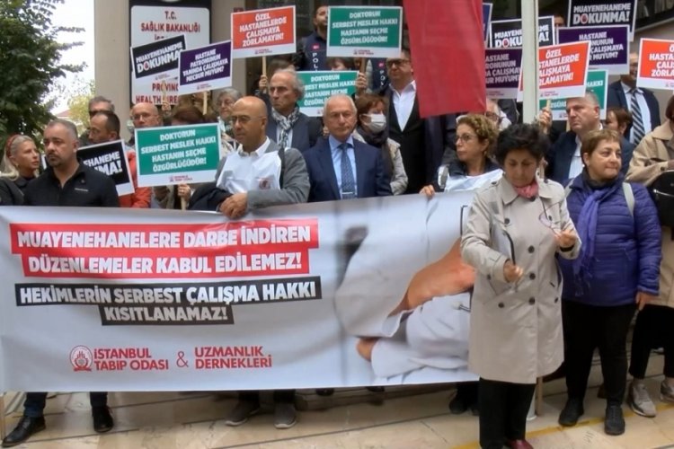 İstanbul'da &ouml;zel hastaneler y&ouml;netmenliği protestosu